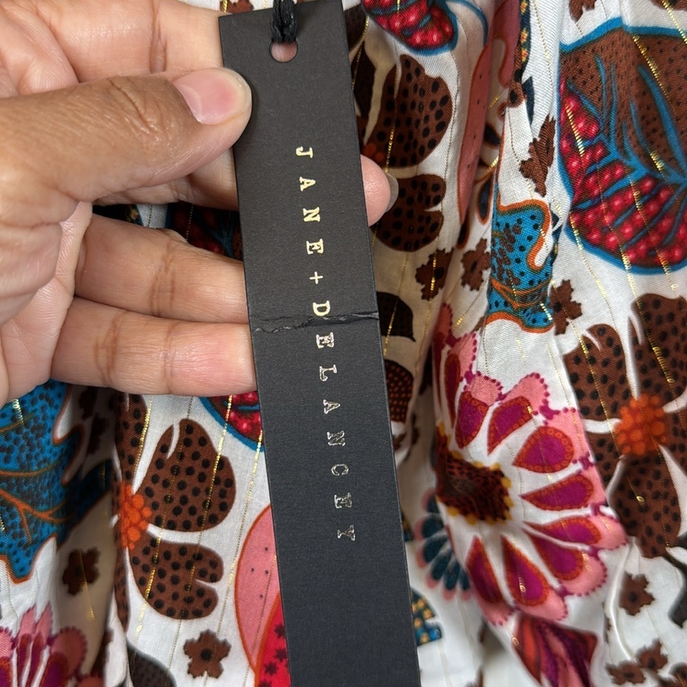 Jane + Delaney Floral White L/S V-Neck Blouse Size XL NWT #2961 - Picture 7 of 8